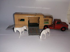 bnk jc Matchbox K-18 Horse Box foto