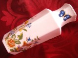 VAZA PORTELAN ENGLEZESC AYNSLEY FINE BONE CHINA MODEL COTTAGE GARDEN DECOR CU FLORI SI FLUTURI 17 CM