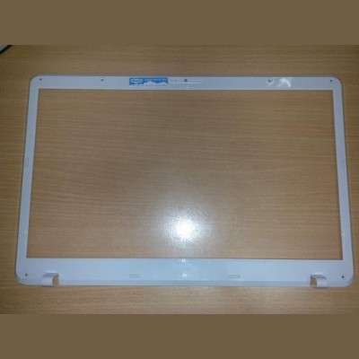 Rama LCD Toshiba Satellite C850 L850 H000038510 13N0-ZWA1102 foto