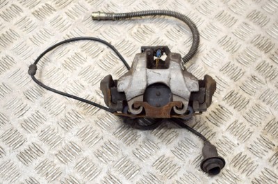 Etrier de fr&amp;acirc;nă dreapta spate MERCEDES-BENZ SL R230 2002 OEM: A2305400008 14687467 foto
