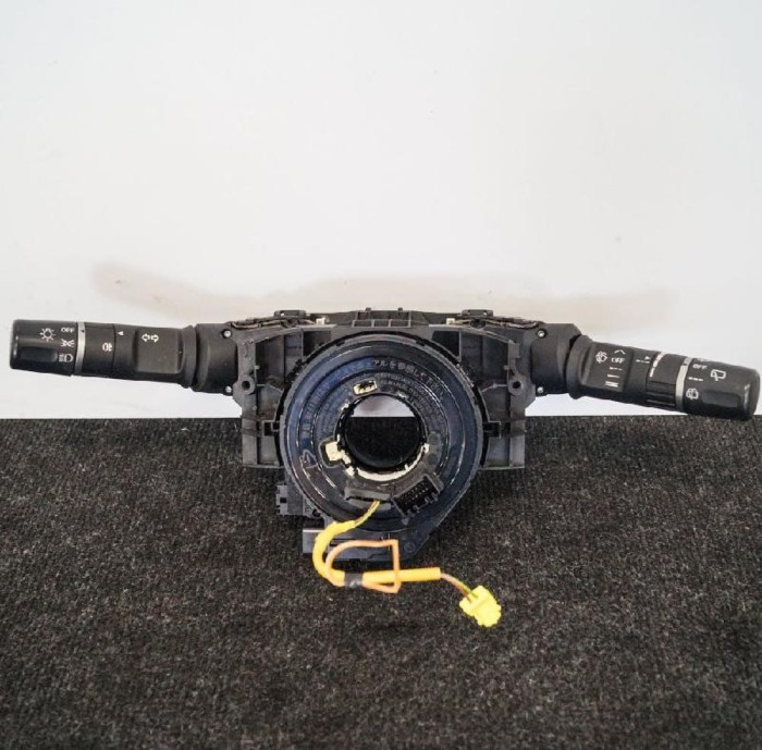 Maneta semnalizare ștergătoare MAZDA 6 Hatchback GH 2010 OEM: D65166CS0GS1M66120A6EDF7166122GS1M66128 2241699