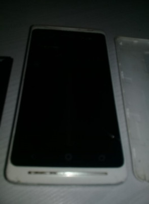 telefon Mobil Acer liquid z205 Functional,ecran spart,baterie FB,fara incarcator foto