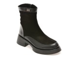 Ghete GRYXX negre, 477225, din piele intoarsa