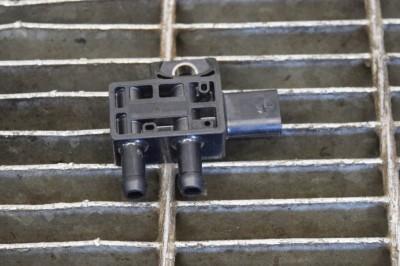 Senzor de presiune DPF BMW 4 Cabrio F33, F83 2017 OEM: 5380,8098309 11328533 foto