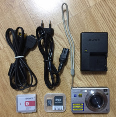 Vand aparat foto digital SONY W130, pachet complet + card 4 GB foto