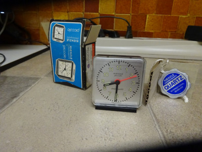 Ceas de masa cu alarma vintage Kienze Piccolo chronoquartz 30/2001 foto