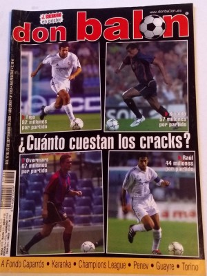 Revista fotbal - &amp;quot;DON BALON&amp;quot; (17.09.-23.09.2001) poster jucatorul GUERRERO foto