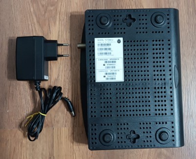 Router Wi-Fi (2,4 - 5 GHz) / Modem CATV - Technicolor TC7200U foto