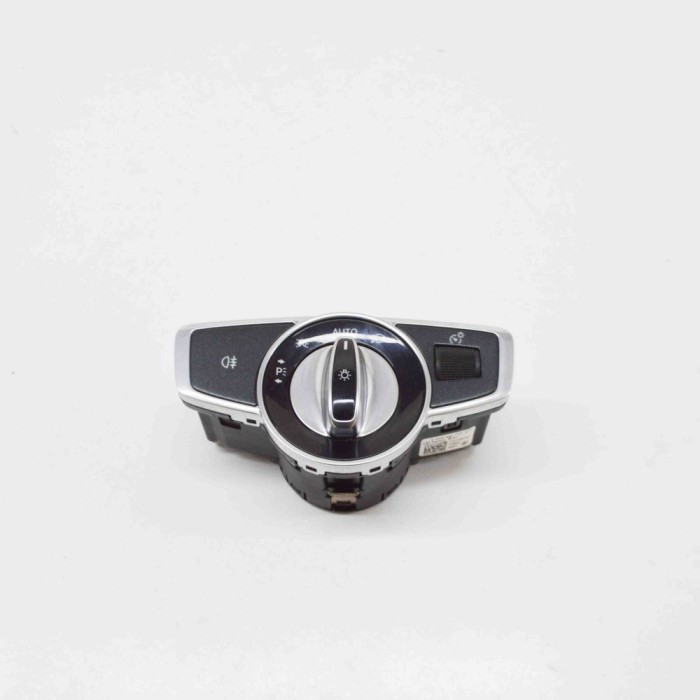 Modul de control comutator faruri MERCEDES-BENZ C W205 2015 OEM: A2059057007,10128761 20571886