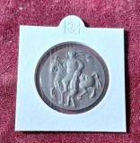 Muzeul national de istorie din Bulgaria - medalie reprezentand medalion gravat pe o vază - comoară bulgărească din secolul al IX-lea