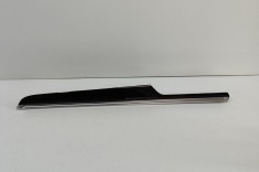 Ornament panou ușă dreapta față PORSCHE MACAN 95B 2014 OEM: 95B867410D,95B.867.410.D | 26834364