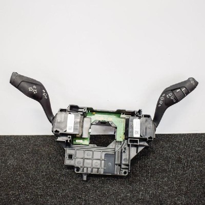 Maneta semnalizare ștergătoare FORD FOCUS III 2017 OEM: F1ET-13N064-ACAV6T-133335-AEF1ET-17A553-BA 3642864 foto