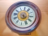 G50-Ceas perete rustic Austria-Germania cadran metalic cu litere romane secol 19