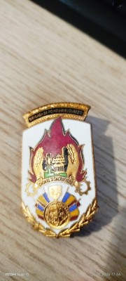 insigna pompieri 5 foto