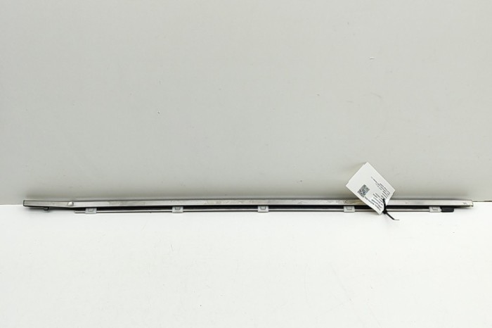 Chedar geam ușă dreapta față LEXUS NX _Z1_ 2020 OEM: 75710-78010 31565433