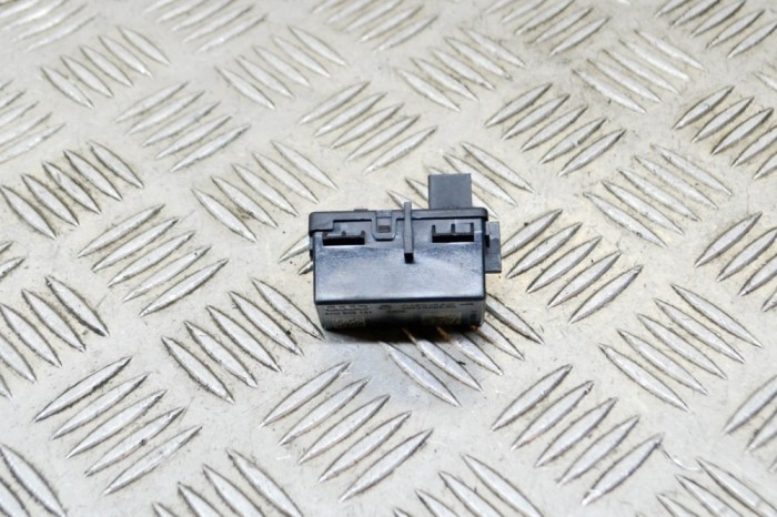 Alt modul de control AUDI A6 4G2, C7, 4GC 2013 OEM: 4H0909131,220438011 | 13912235