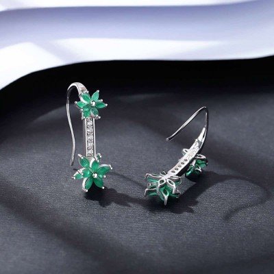 Cercei Eleganți Din Argint 925, Model Floral Cu Pietre Zirconiu Verde Smarald foto