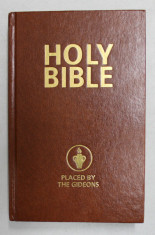 THE HOLY BIBLE - THE GIDEONS INTERNATIONAL IN THE BRITISH ISLES , ANII &amp;#039;2000 , TIPRAITA PE HARTIE DE BIBLIE * foto