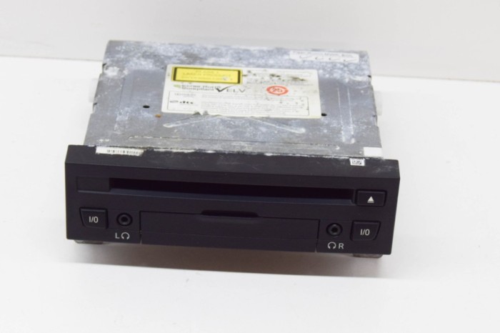 Unitate radio CD BMW 7 F01, F02 2012 OEM: 9239175 11755811