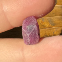 Rubin cristal natural unicat b25
