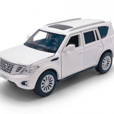 Macheta auto Nissan Patrol Y62 2017 white, lumini, sunet, directie activa, 1:32