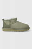 UGG cizme de zăpadă din piele &icirc;ntoarsă Classic Ultra Mini culoarea verde, 1116109