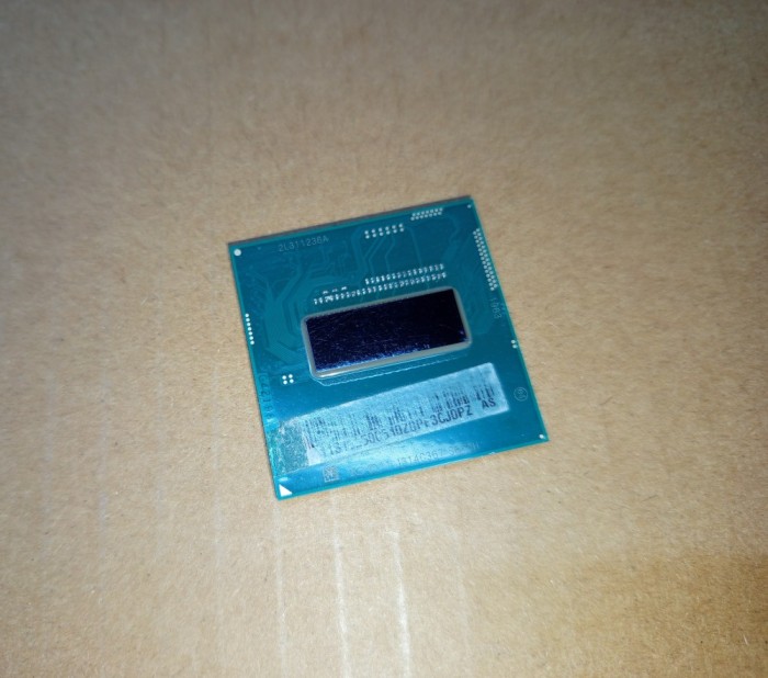 Procesor laptop Intel i7-4700MQ Quad Core 6M Cache, up to 3.40 GHz SR15H testat