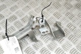 Suport aripa dreapta față PORSCHE CAYENNE 92A 2014 OEM: 7P5821162,7P5.821.162,7P5821459,7P5.821.459,7P5805604A,7P5.805.604.A 24565070