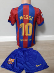 Echipament fotbal pt copii F.C.Barcelona Messi tricou si sort marimea 164 foto