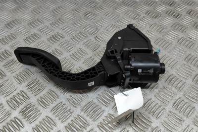 Pedala de accelerație PORSCHE CAYENNE 9Y0/9Y3 2019 OEM: 4M1723523,A2C74942511 22421422 foto