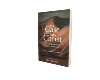 Niv, Case for Christ New Testament with Psalms and Proverbs, Pocket-Sized, Paperback, Comfort Print: Investigating the Evidence for Belief foto