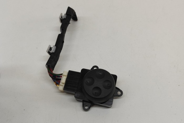 Buton de control scaun dreapta TESLA MODEL S 2015 OEM: 1007274-00-A,AG130872-A | 29439190