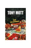 C&acirc;nd vine primăvara (Vol. 4) - Paperback brosat - Tony Mott - Tritonic