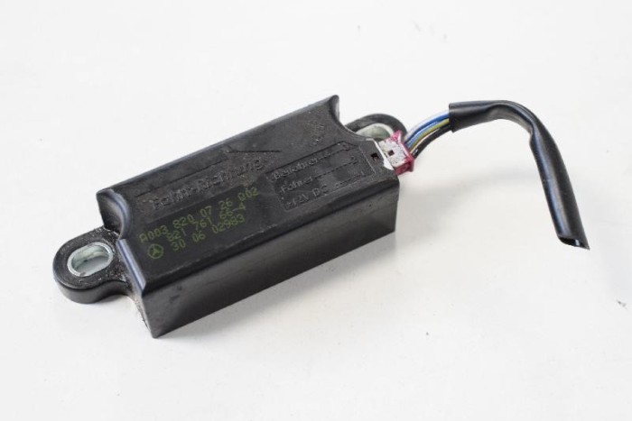 Senzor de impact st&acirc;nga față MERCEDES-BENZ CLS C219 2006 OEM: A0038200726 10038141