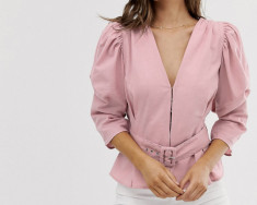 Bluza roz cu centura -Marca ASOS foto