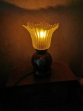 Veche lampa din ceramica veioza vintage abajur floare cu lumina variabila