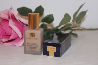 Fond de ten rezistent la transfer Estee Lauder Double Wear Stay In Place 3C2 Pebble foto