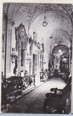 bnk cp Sinaia - Muzeul Peles - Culoar la parter - circulata foto