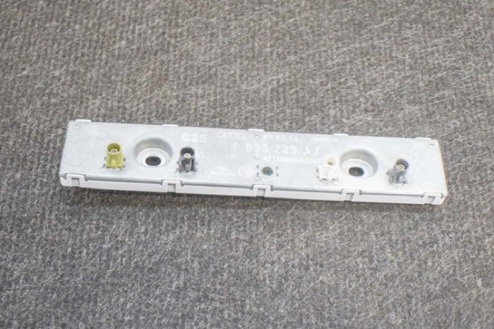 Amplificator de antena AUDI Q7 4L 2013 OEM: 4L0035225AJ,0173155 10890519