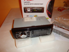 CD player auto mp3 radio casetofon USB aux cu telecomanda foto