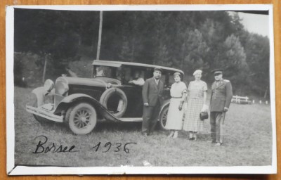 Foto de epoca , General roman la Borsec cu familia , cu masina , 1936 foto