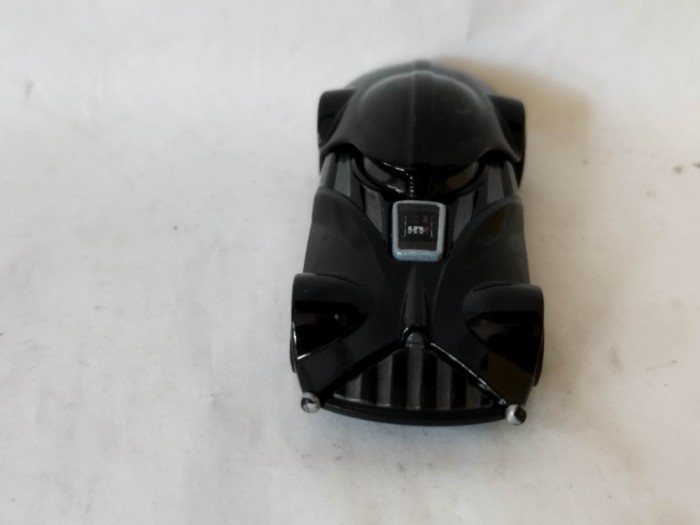 bnk jc Hot Wheels 2015 Star Wars Character Cars - Darth Vader