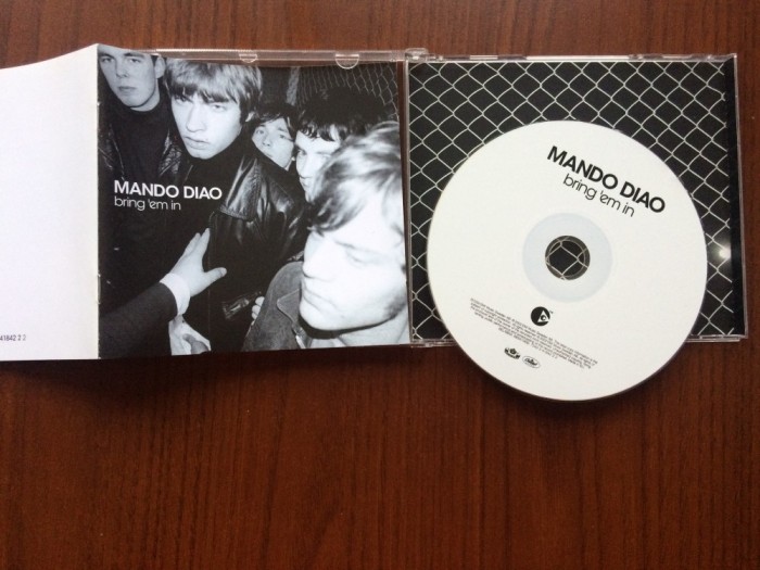 Mando Diao &ndash; Bring &#039;Em In 2002 album cd disc copy protected muzica indie alternative pop rock NM