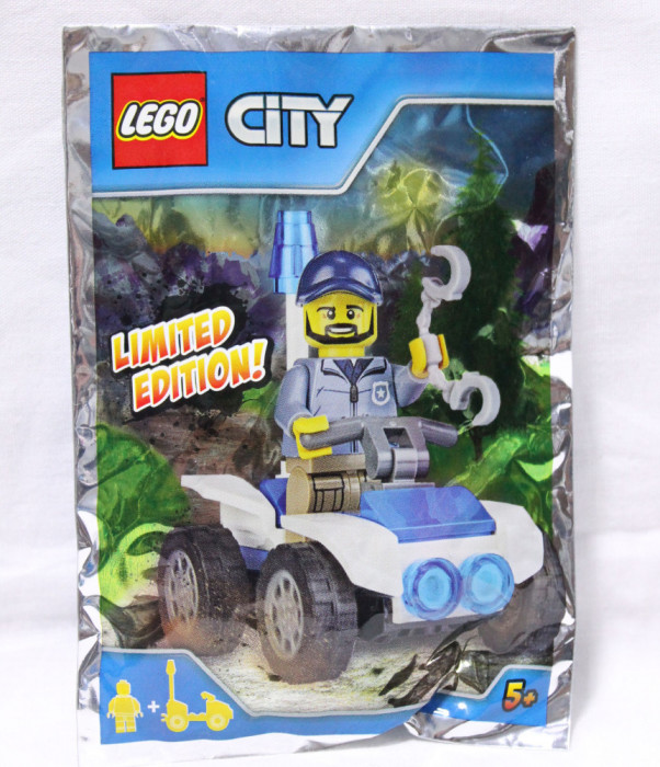 LEGO CITY Police Officer with Buggy 951805 Limited Edition Polybag