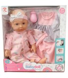 Popa Bebe cu Salopetă Verde + 10 Sunete și &Icirc;mbrăcăminte Suplimentară 35 Cm