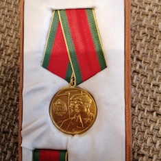 Medalie -In Cinstea incheierii Colectivizarii Agriculturii 1962 ,bareta si cutie