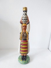 Sticla veche de cognac in forma de taranca, anii 80, pictata, 41cm inaltime (goala de continut), colectie