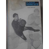 IN POARTA, VOINESCU!-DAN DESLIU-232386