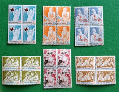 TIMBRE ROMANIA MNH L.P. 548/1962 -Copii in R.P.R. - Bloc de 4 - foto