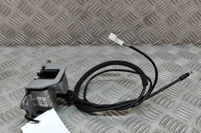 &Icirc;ncuietoare ușă dreapta spate BMW i3 I01 2020 OEM: 7291032 22081728